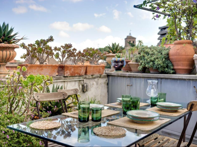 Luxury art apartment in Trastevere with terrace