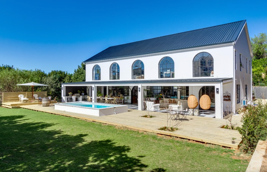 Constantia Charm 6