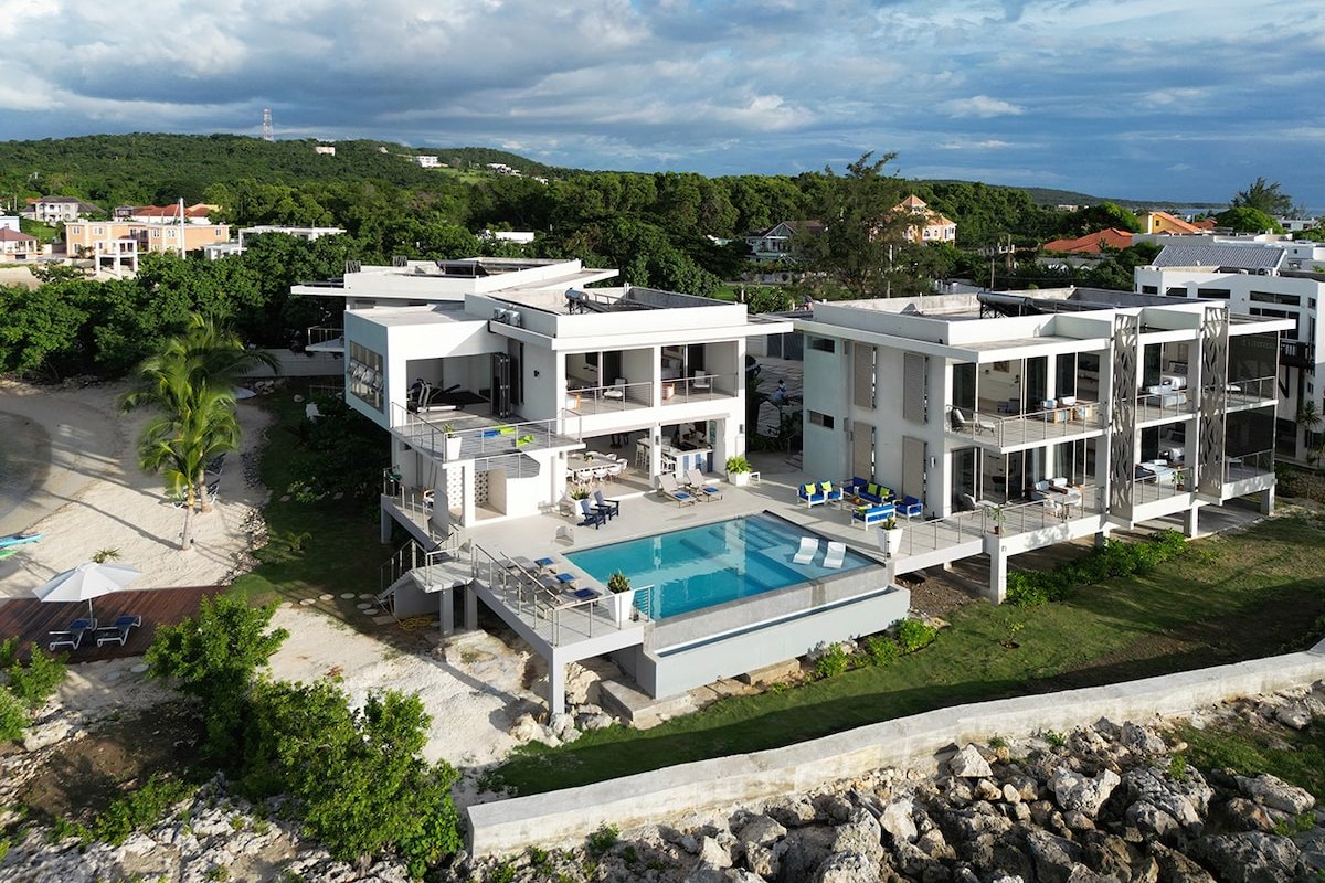 10BR Luxury Villa w/ Private Beach; Fully Staffed