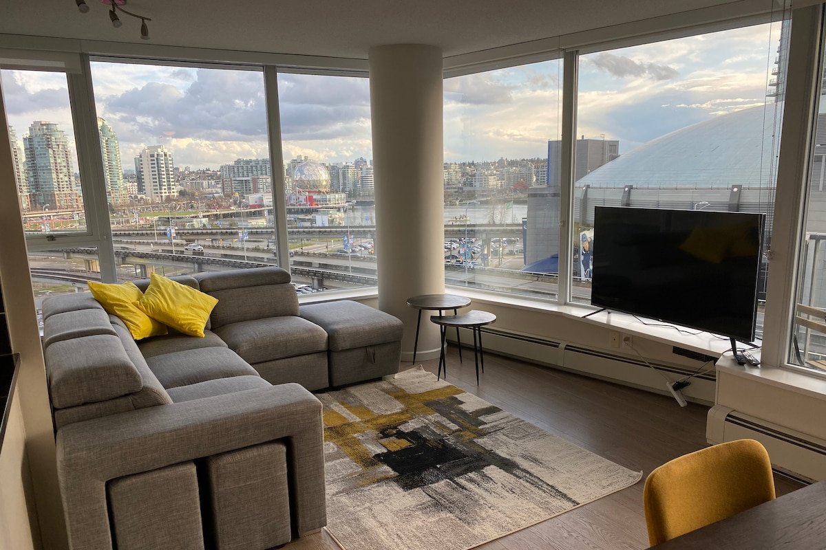 Unbeatable Panoramic Views (downtown,free parking) gallery image 2