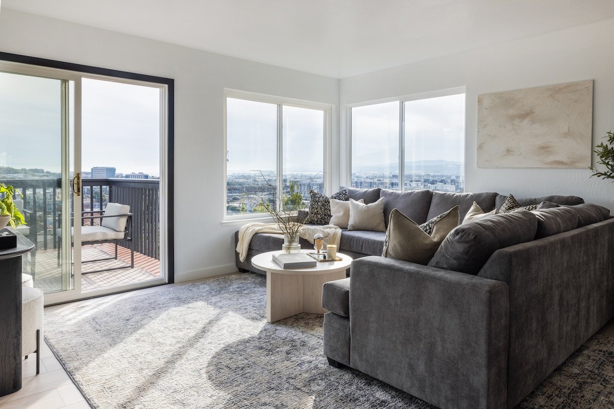 Peak View Luxury Getaway gallery image 3