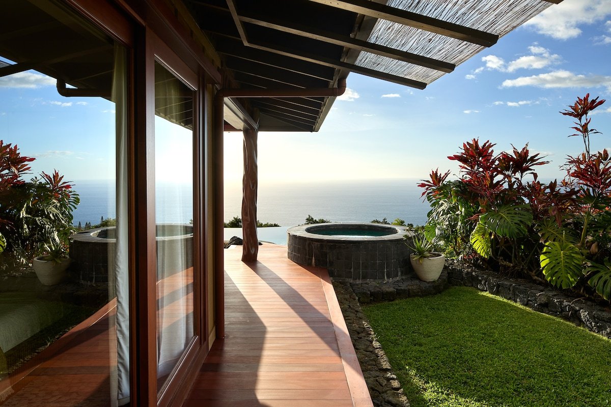 #1 AirBnb in Kona | Condé Nast | Aolani House gallery image 3