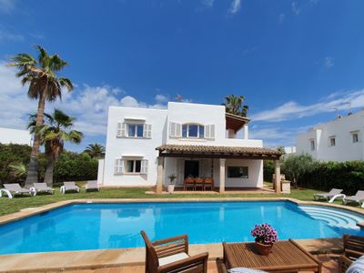 Villa en Cala D’or con piscina amplio jardin 8 pax
