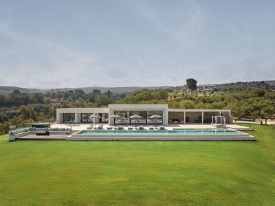 Gavras Exclusive Villa II, Pool & Heated Whirlpool