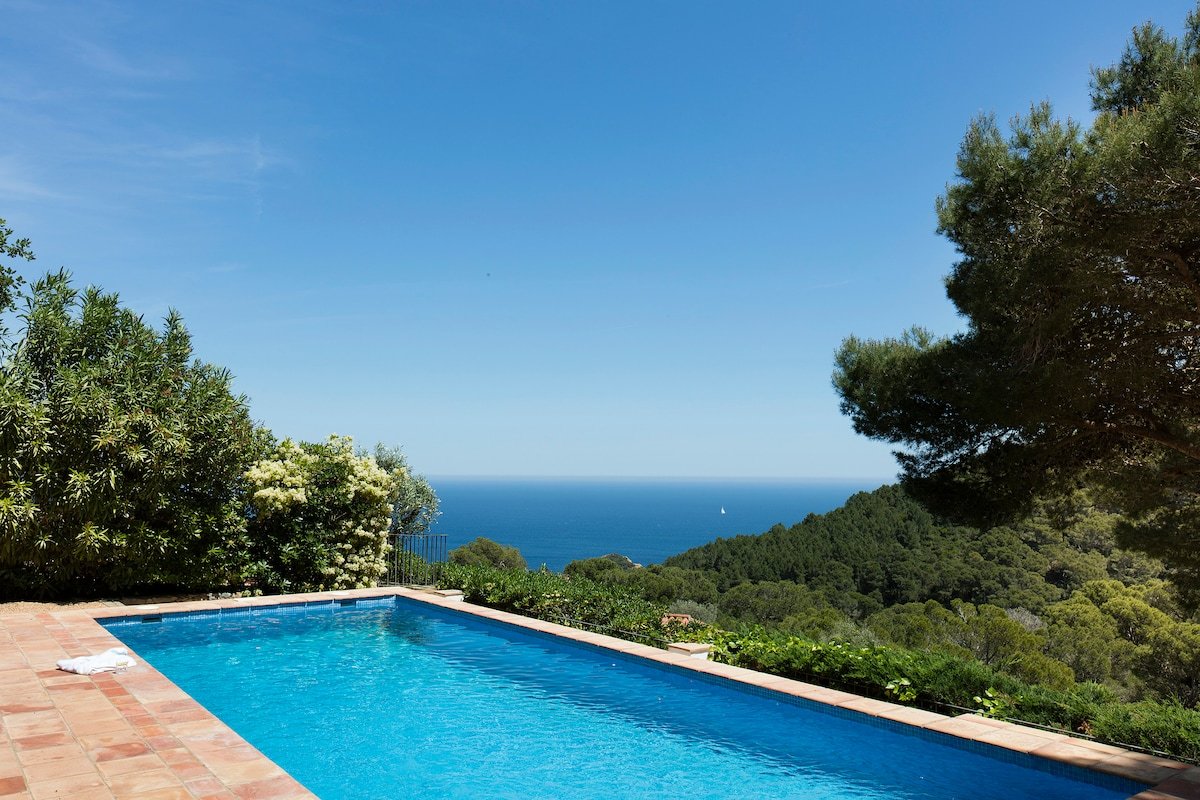 Private villa, fantastic sea views, Sa Tuna, Begur gallery image 3