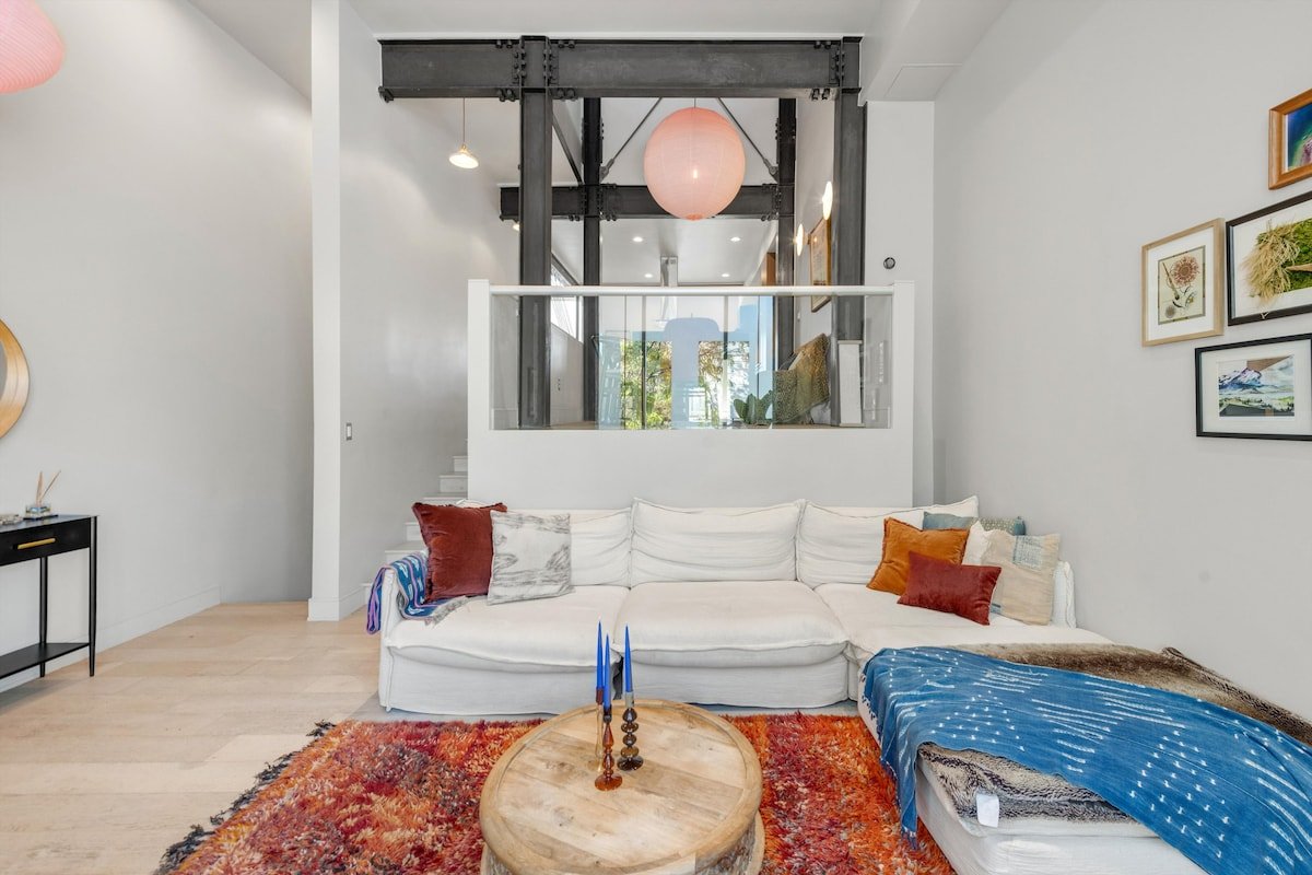 Architectural Dream in Rino- Walk everywhere! gallery image 4