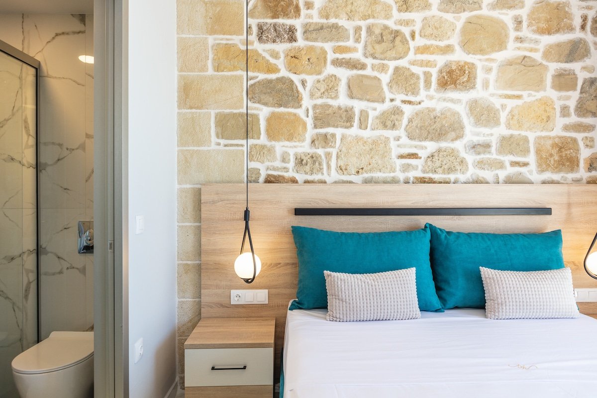 Villa Peonia, pool, sea view, BBQ, luxury, quiet gallery image 5