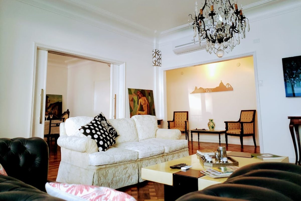 Totally Renovated Apartment – 5 Bedrooms – 10 Ppl gallery image 4