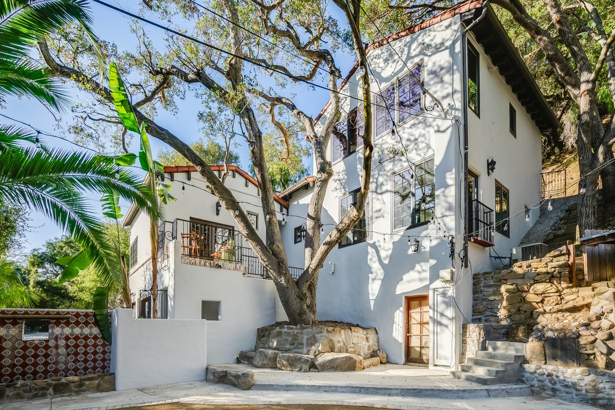 The Amethyst Inn Topanga Sleeps 9 Guests Sauna