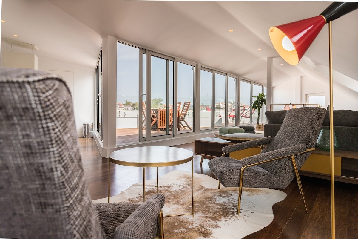 Avenida Boutique Apartments Duplex gallery image 4