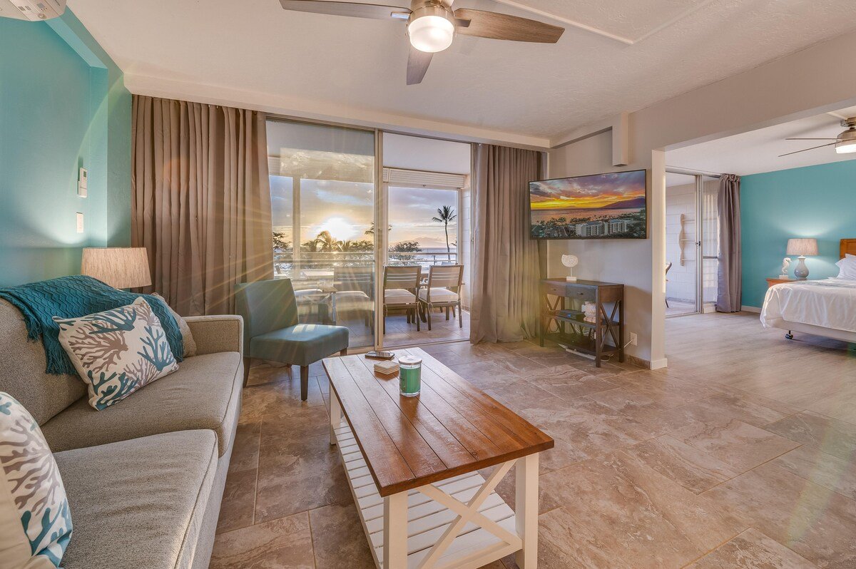 Beach Chic Condo with Huge Ocean Views, Walkable t gallery image 5