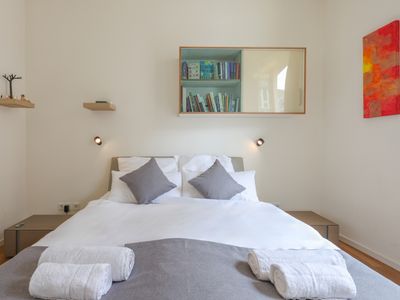 6 person luxury apartment