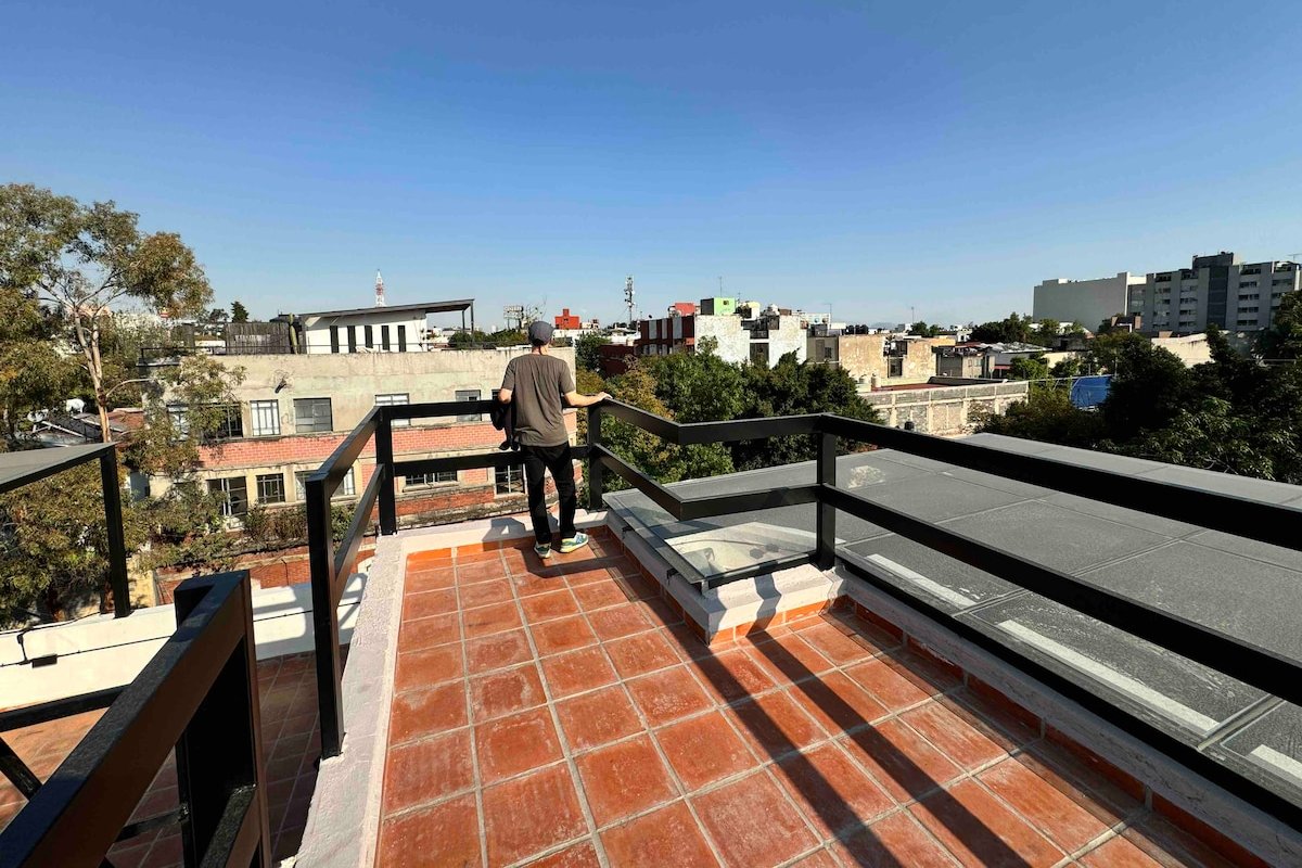 Enchanted 3BR Penthouse w/ Terrace gallery image 3