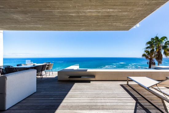 Dharma Villa Photo 7