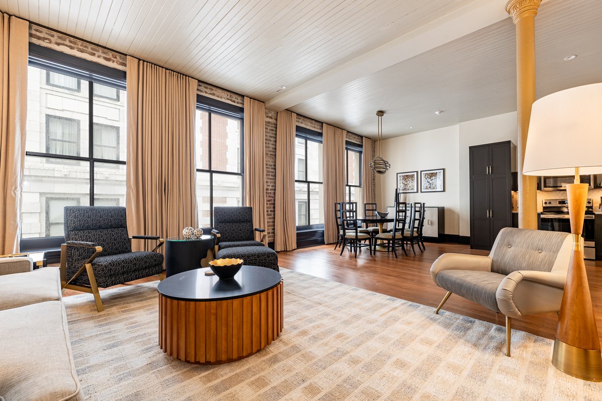 2BR Elegant French Quarter Escape | Mayfair Hotel