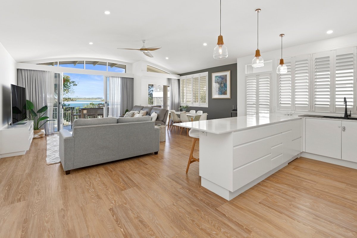 3 bedroom Luxury Penthouse River View Apartment gallery image 2