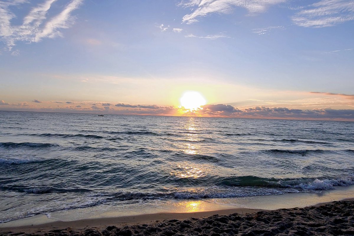 Luxury 3 Bedroom Condo on the Beach, Florida
