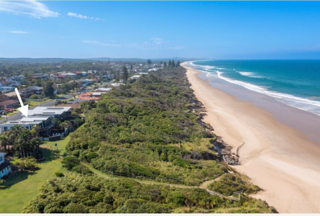 The Vibe Beach House – direct beach access, spa gallery image 5