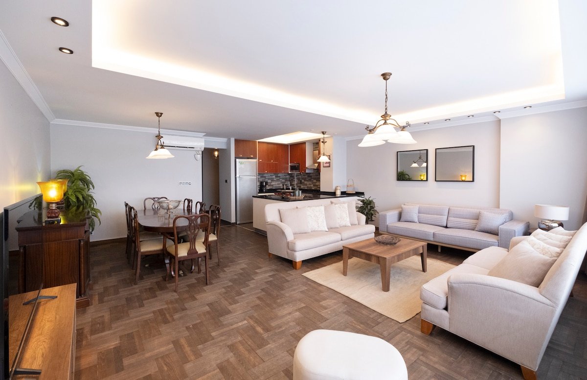 Bright Family Suite in the Middle of Nisantasi 41 gallery image 3