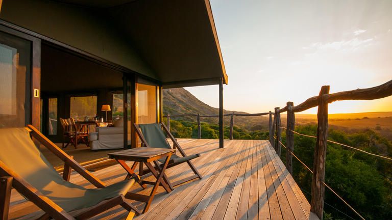 HillsNek Safari Camp - Breathtaking Views from Safari Tents
