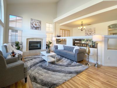 ♡ 緊鄰高爾夫球場 ♡ 優美後院 絕佳景觀 12分鐘 抵達大道