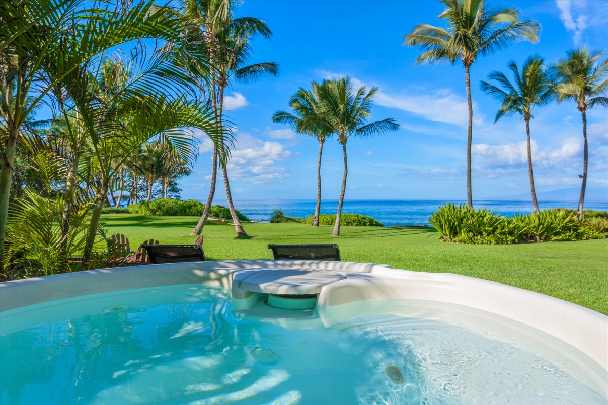 S Maui’s Oceanfront Secret: Wailea Sunset Bungalow