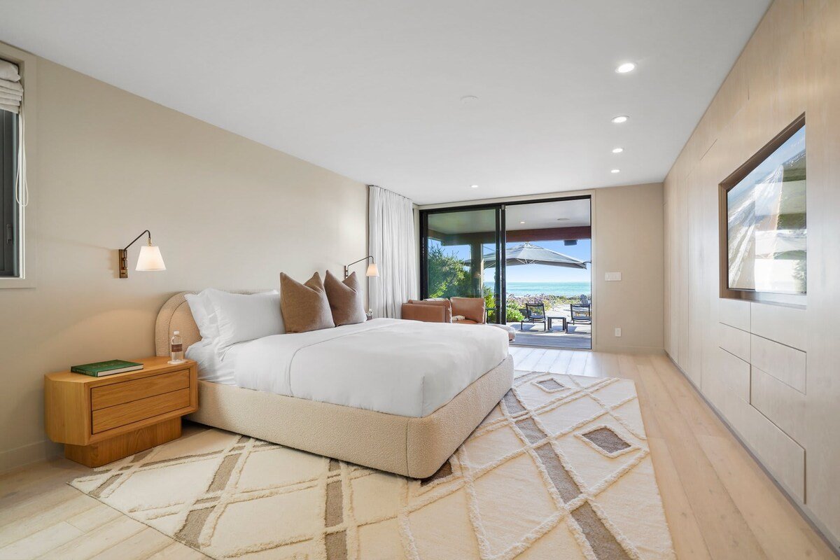 The Surf Lodge by Stay Awhile Villas gallery image 5