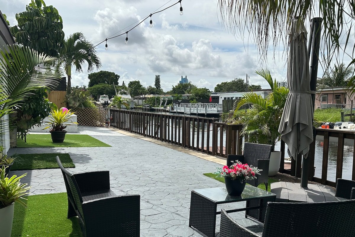 NEW Tropical Haven – Near Hard Rock & FLL Airport gallery image 5