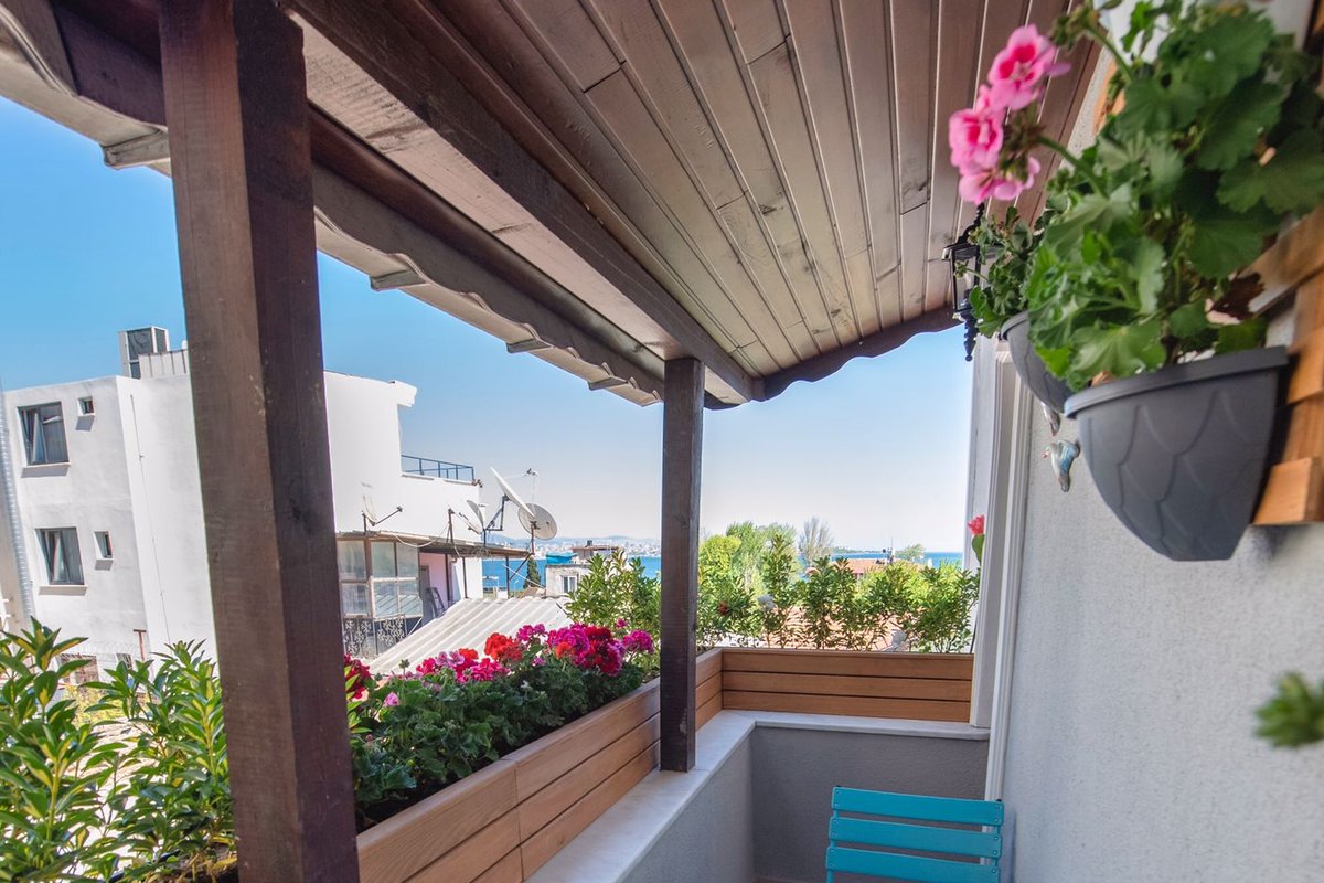 Sea View 3 Bedrooms Connected Apart with Balcony