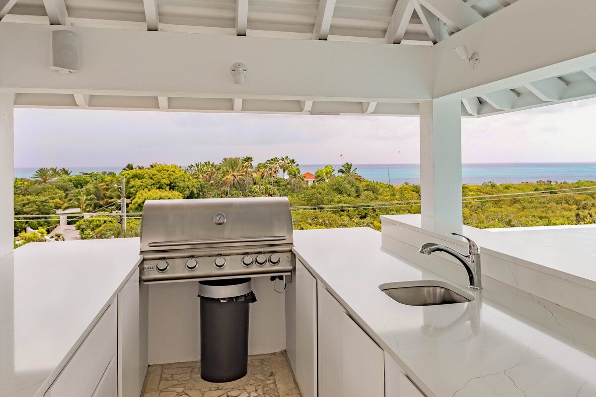 Turtle Ridge Villa Grace Bay gallery image 3