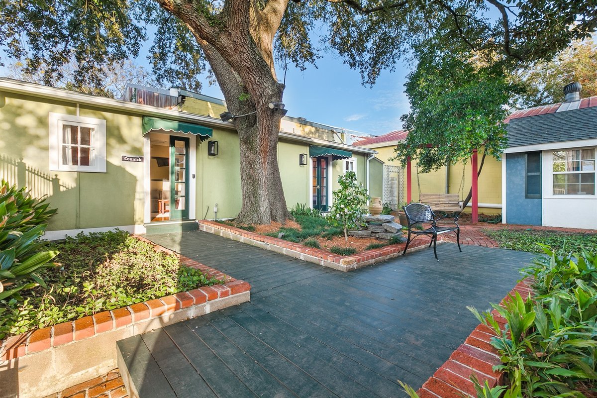 The Crescent Trio – Three Guest Houses