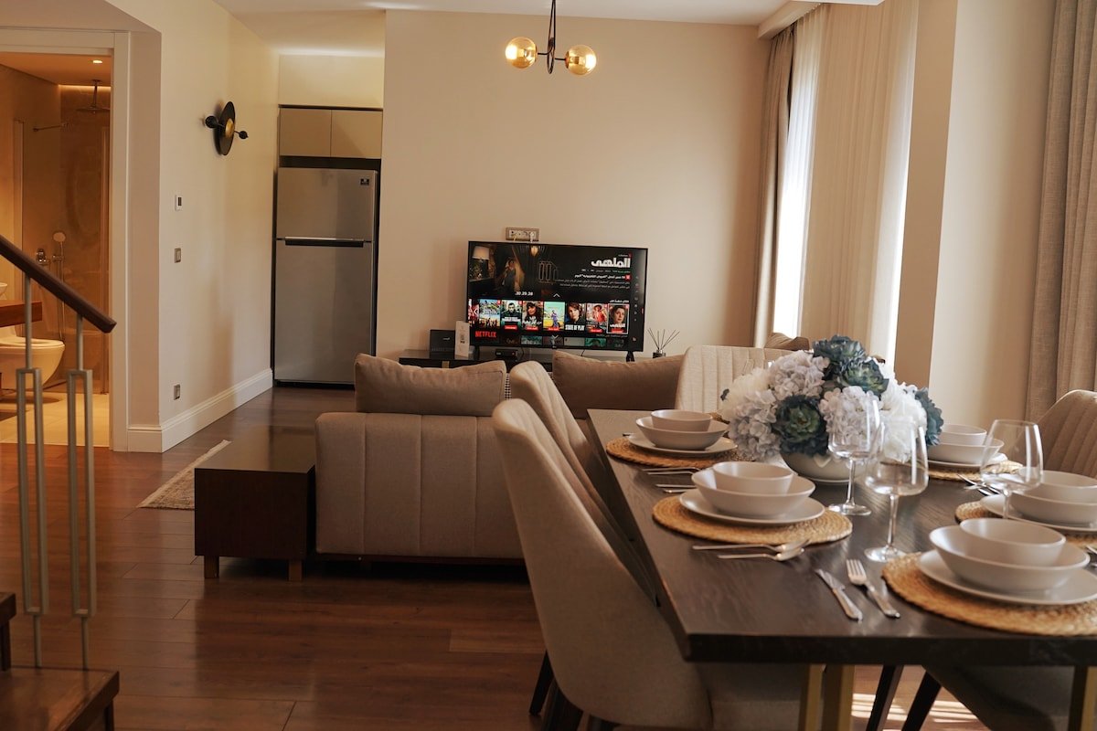 Spacious 3BR Duplex • Ideal for Families & Groups gallery image 3