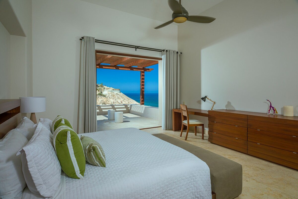 Casa Rayrae OV4BR Steps away from Beach gallery image 5