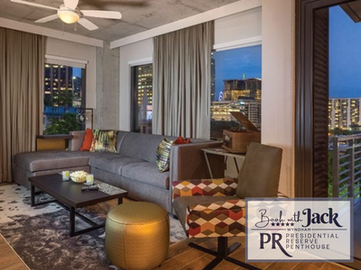 Awesome Austin Views 2 bdrm Presidential Penthouse