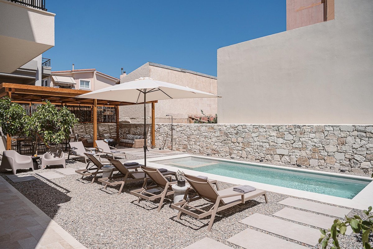 City Moments Villa I Free* Indoor Heated pool gallery image 5