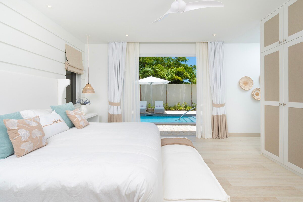 Villa Palmier – Private Beach Club Access gallery image 2