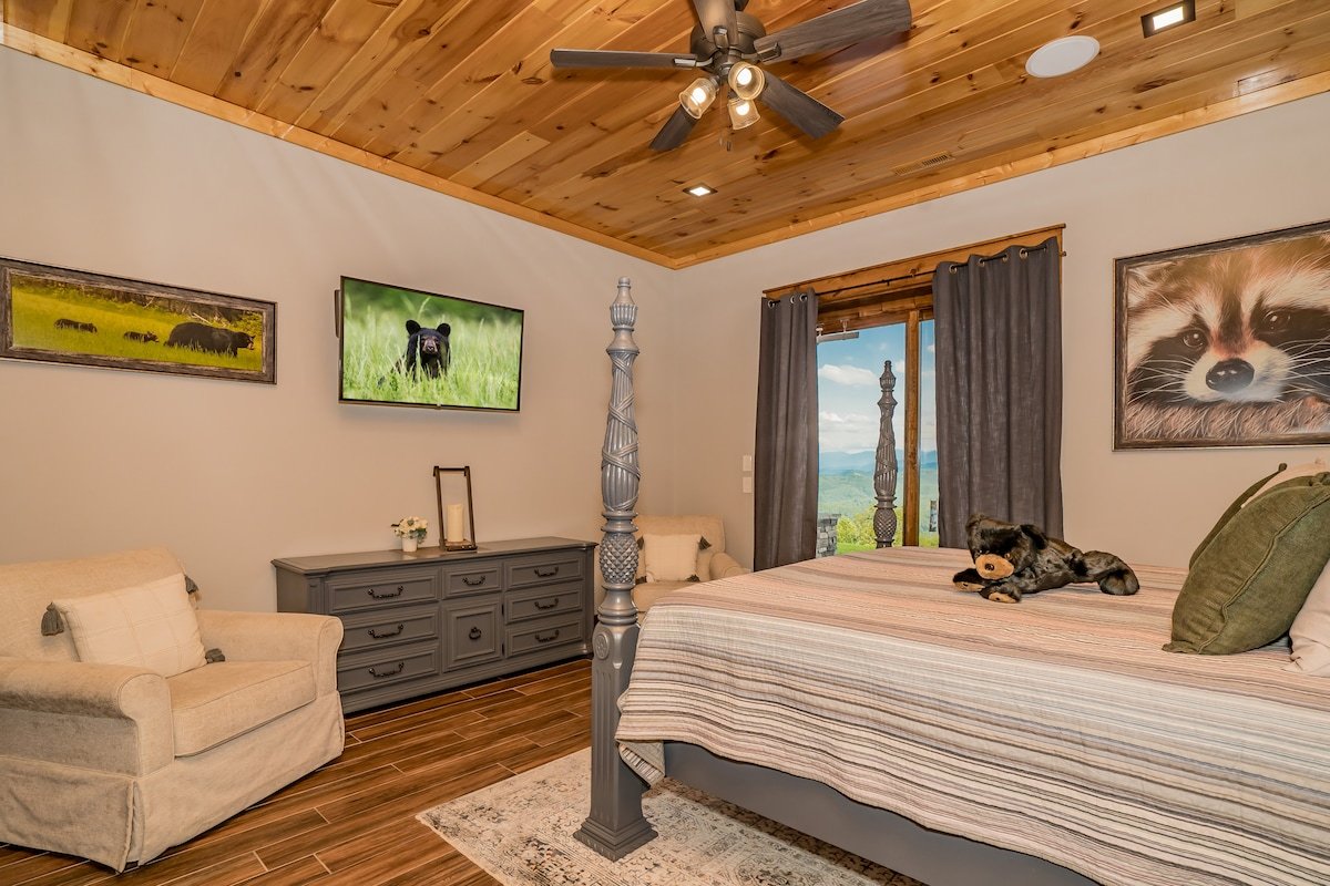 AdvLodgLaurCove:Views*S/Secluded*Games*Wifi*HotTub gallery image 5