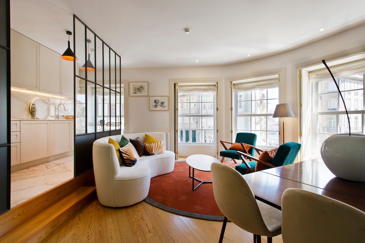 BOUTIQUE Rentals-Isabella Ribeira Apt great views gallery image 2