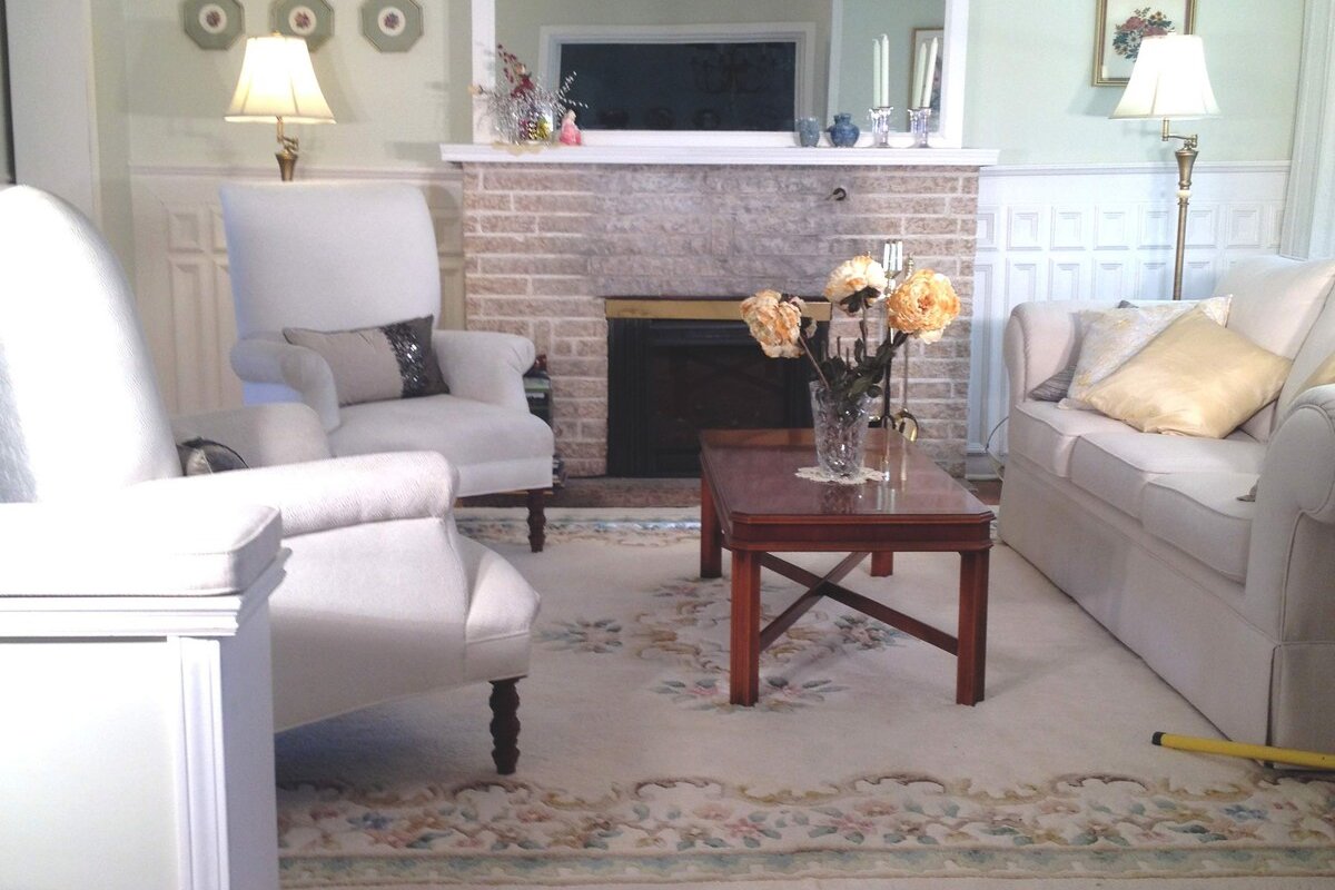 Beautiful 4 Bedroom River Heights Character Home gallery image 3