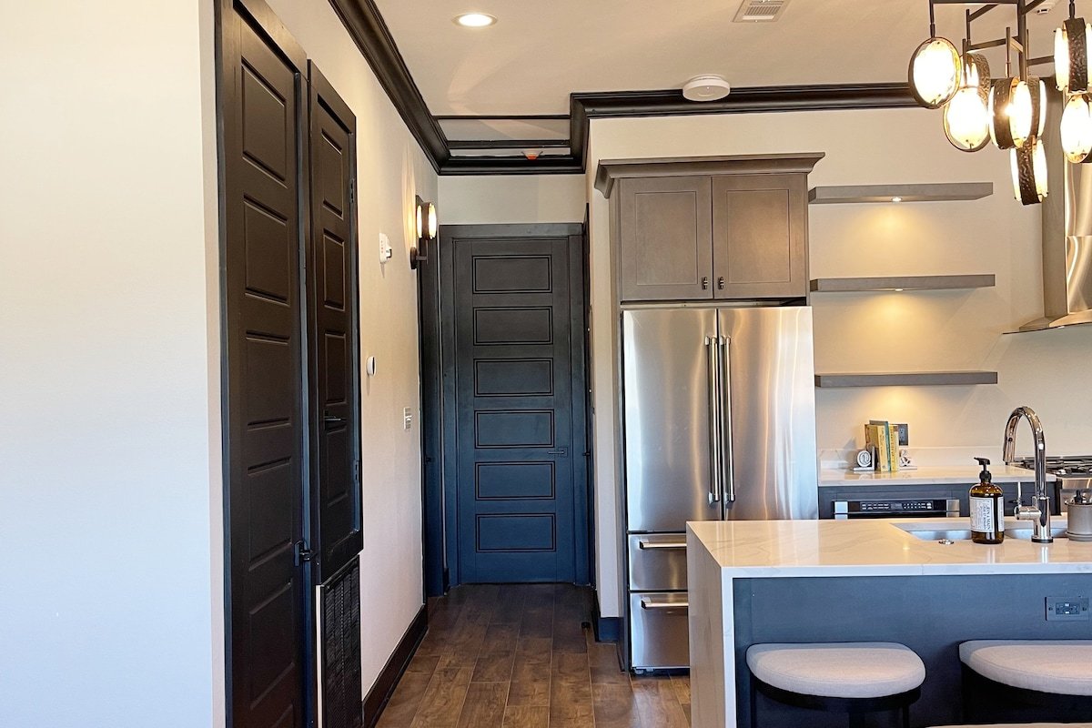 The Boulevard (Midtown Algiers) gallery image 4