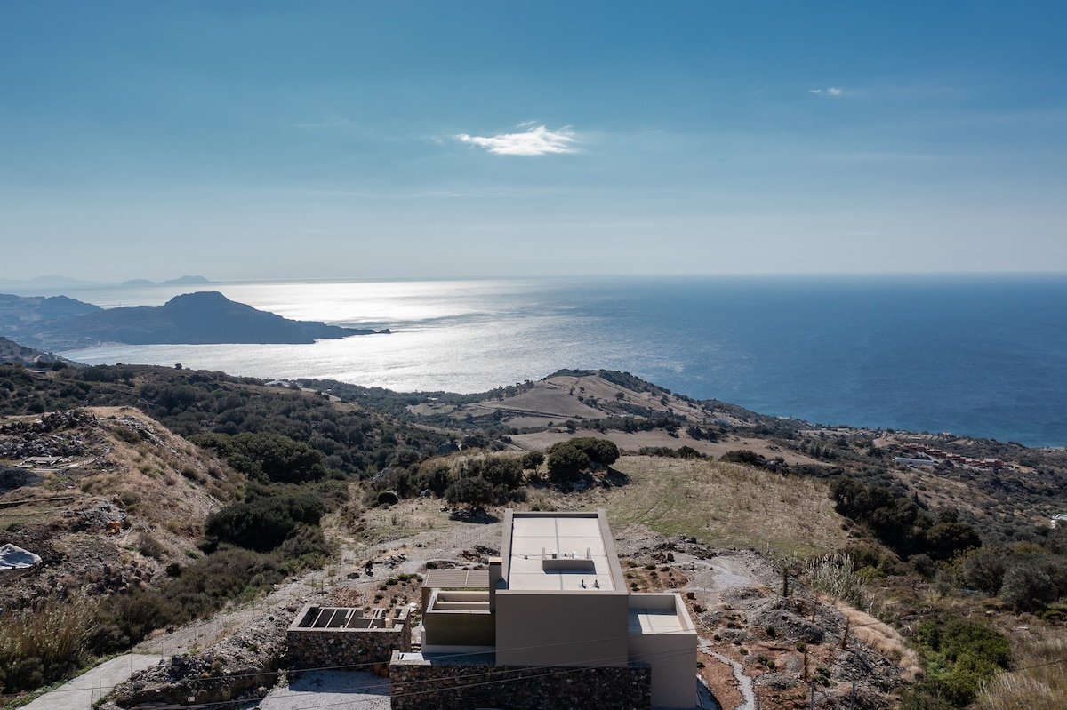 Kaleidoskopio villa,views, pool,South Crete gallery image 4