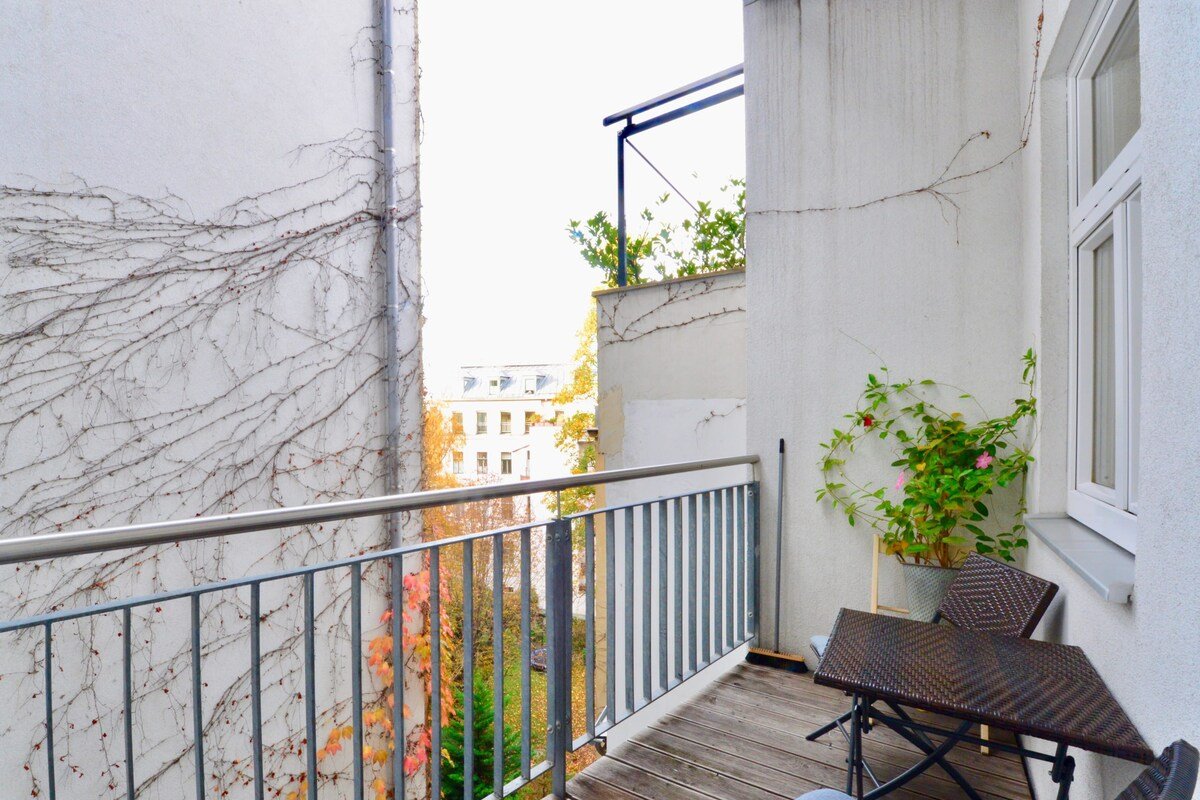 Beautiful Flat Next to Karlskirche gallery image 5