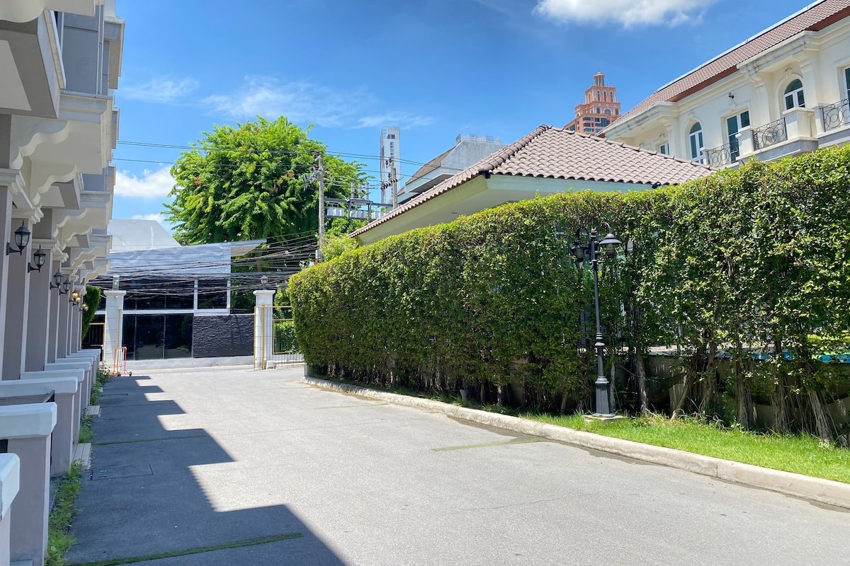 PerFectHome3B2.5B/pool/QSNCC/BTS gallery image 4