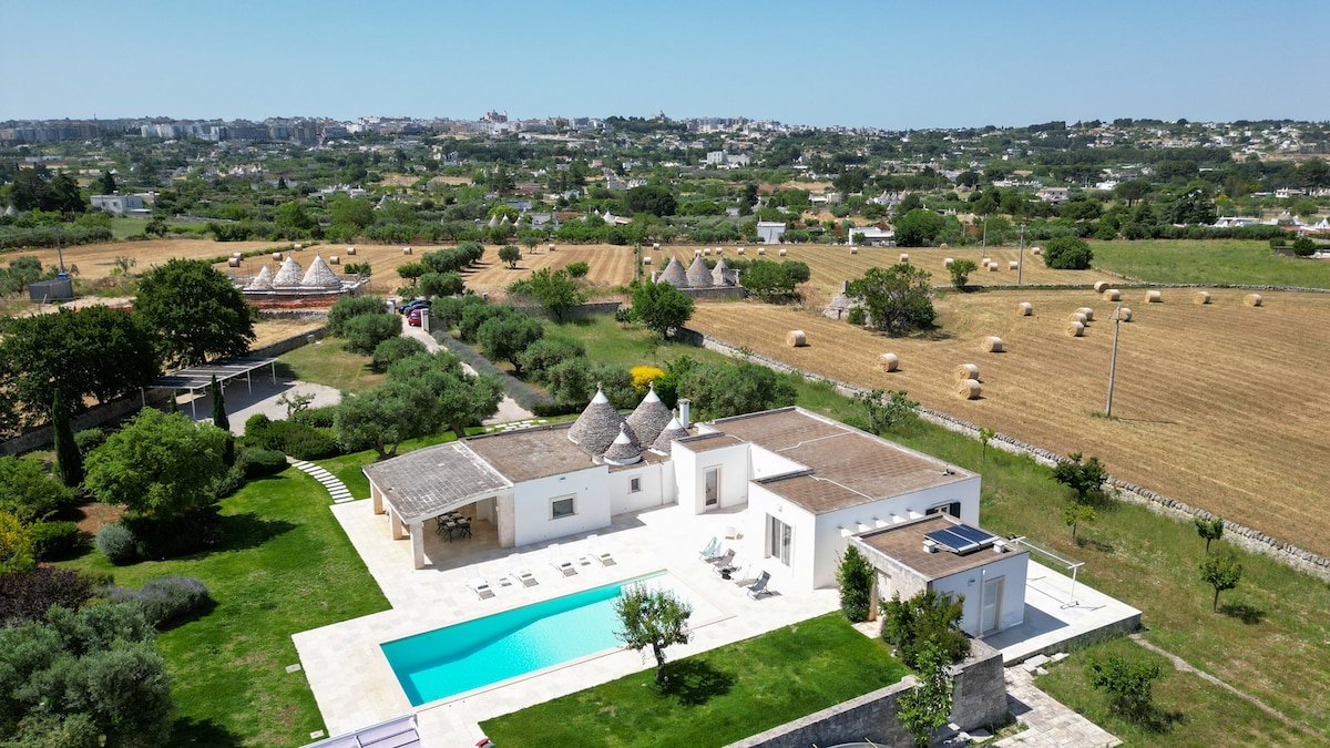 Trulli DoDo, exlusive villa with covered pool gallery image 2
