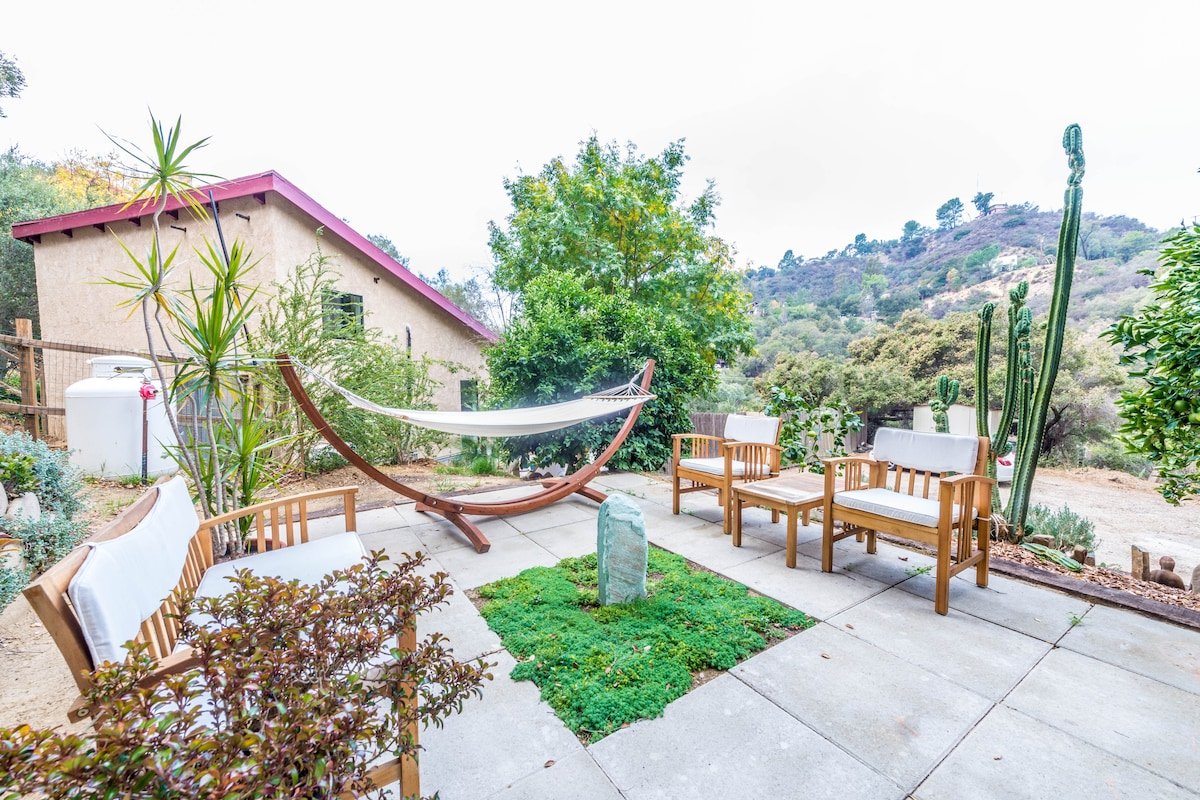 Unique Topanga Retreat 3-Building Compound gallery image 5