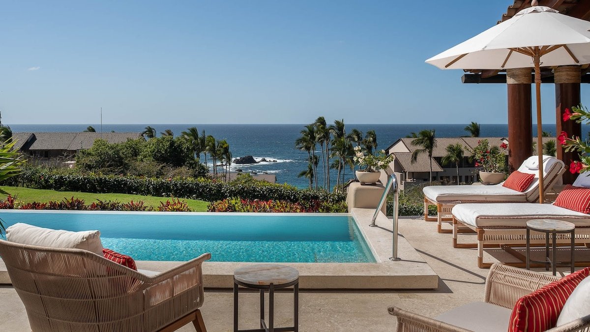 Ocean View and Pool Four Seasons Private Villa
