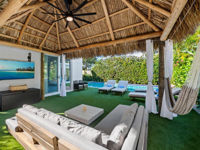 Hidden Bungalow Steps to Beach | Heated Pool