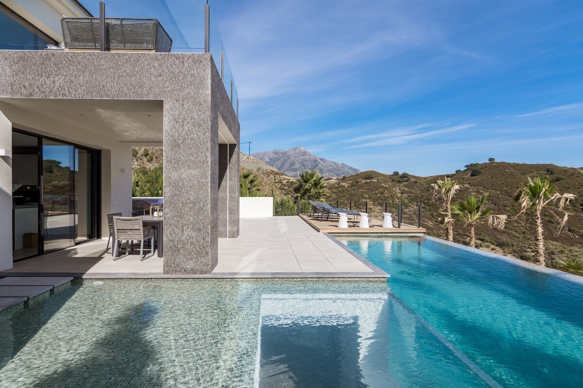 Running Waters gallery image 4