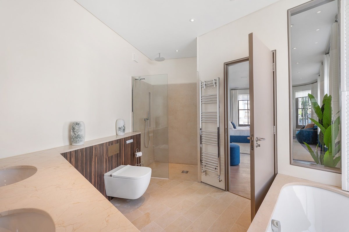 New Refurbishment w AC and Roof Terrace nr Portobe gallery image 4