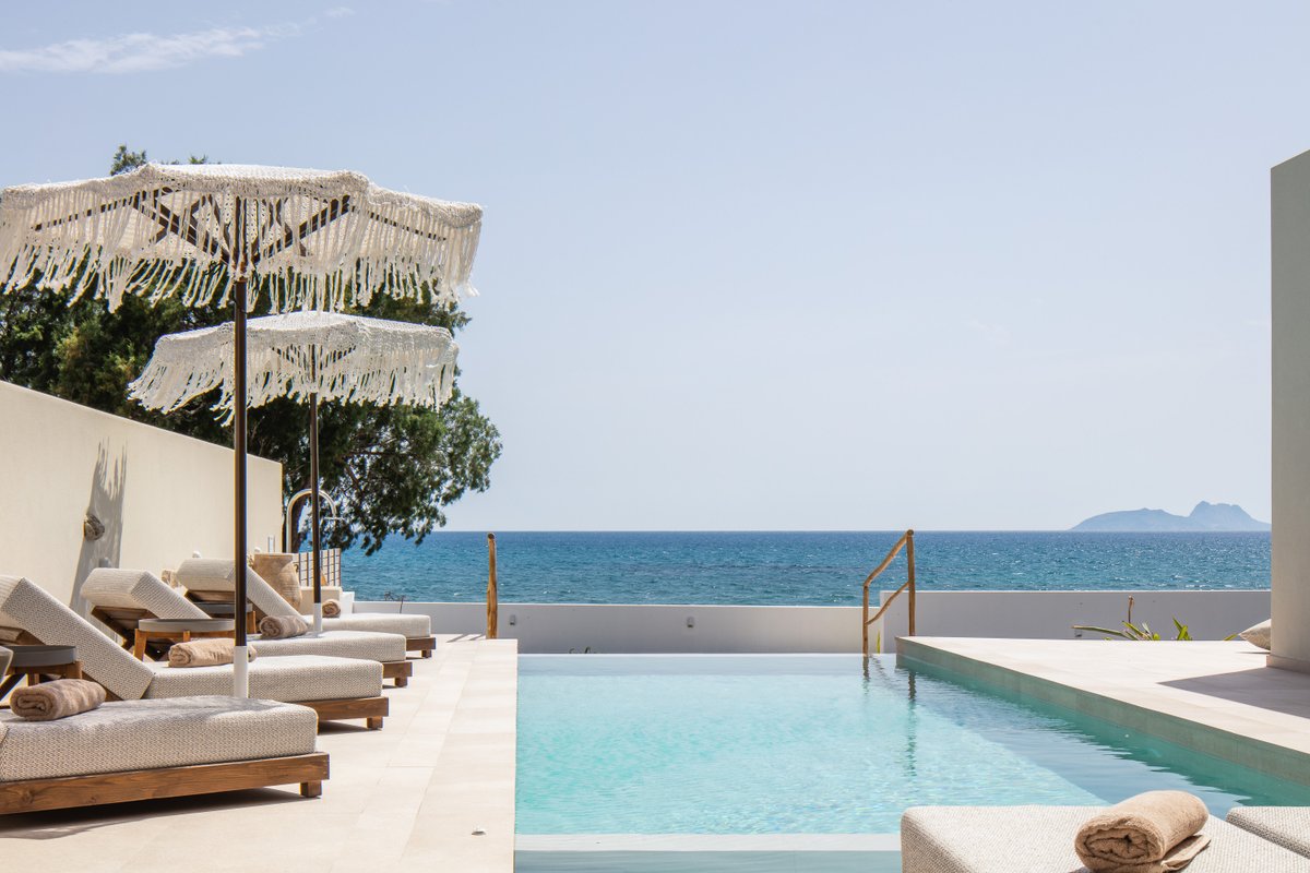 Design Villa – Beachfront boho inspired by etouri!